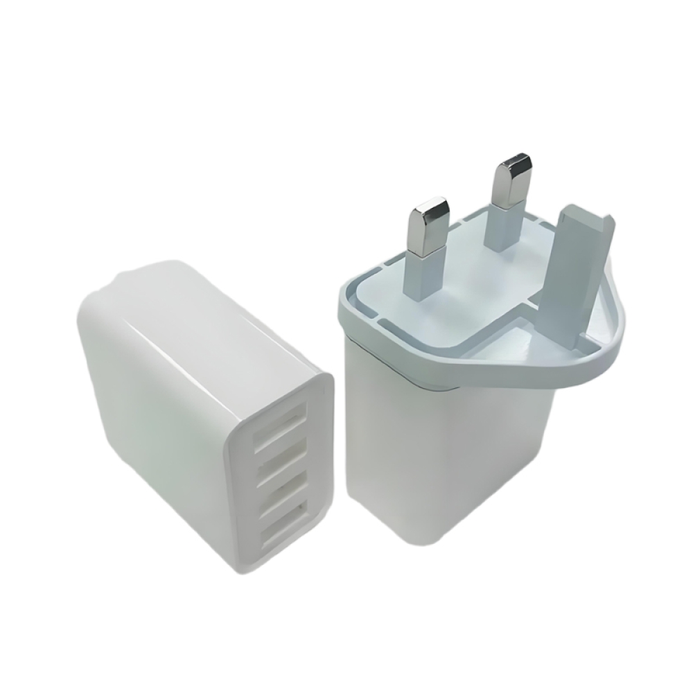 Injection molding production of chargers 01